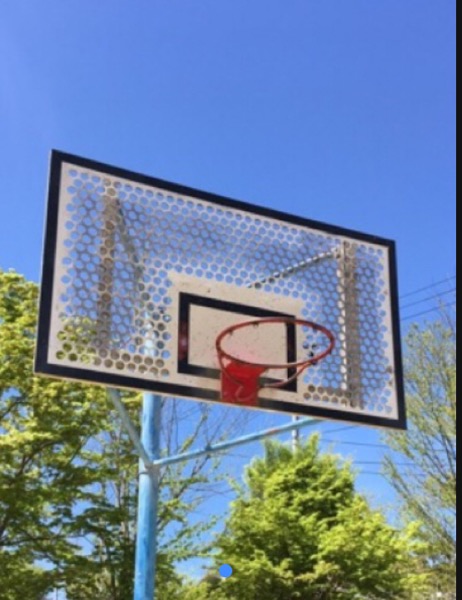 上湯長谷公園のバスケットゴールbefore